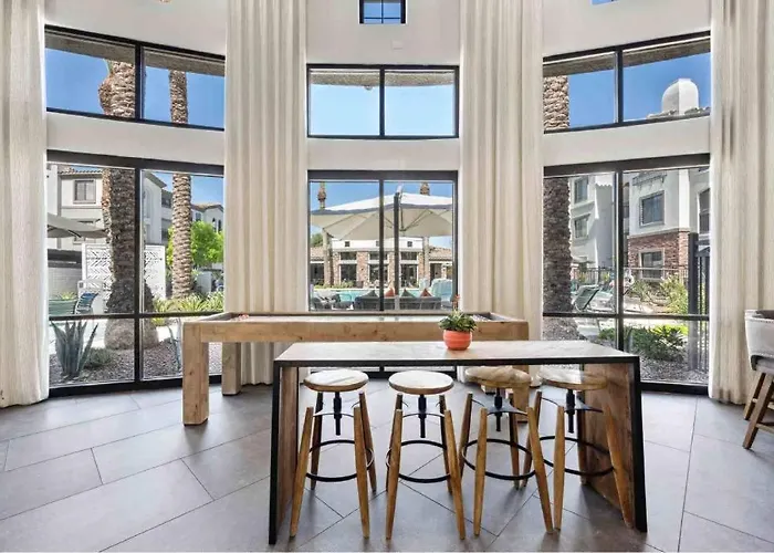 Apartment Boulevard Luxe 2br By The Stadium Pool Parking Gym 08